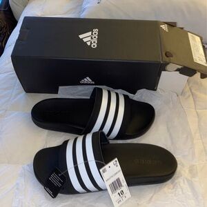 Adidas Adilette Comfort Slides in Black and White Size 10 Unisex